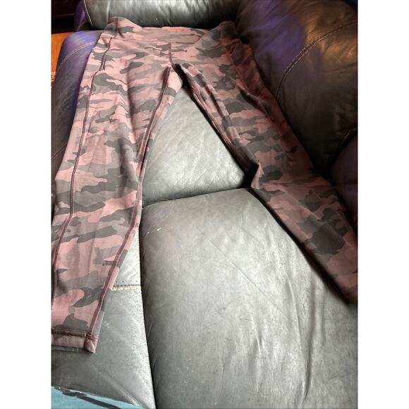 Lululemon Pants - Lululemon leggings print green and brown large